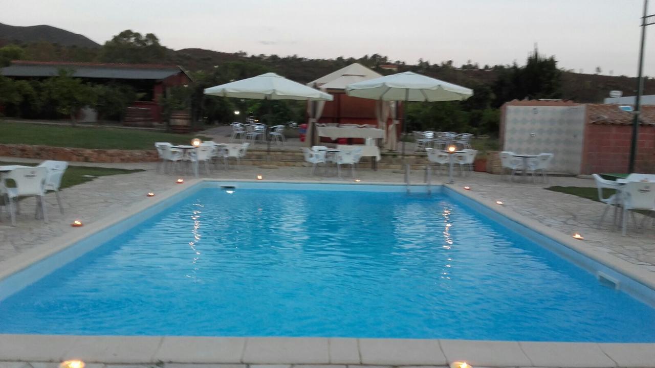 Il Frutteto Bed and Breakfast Torre delle Stelle Exteriör bild